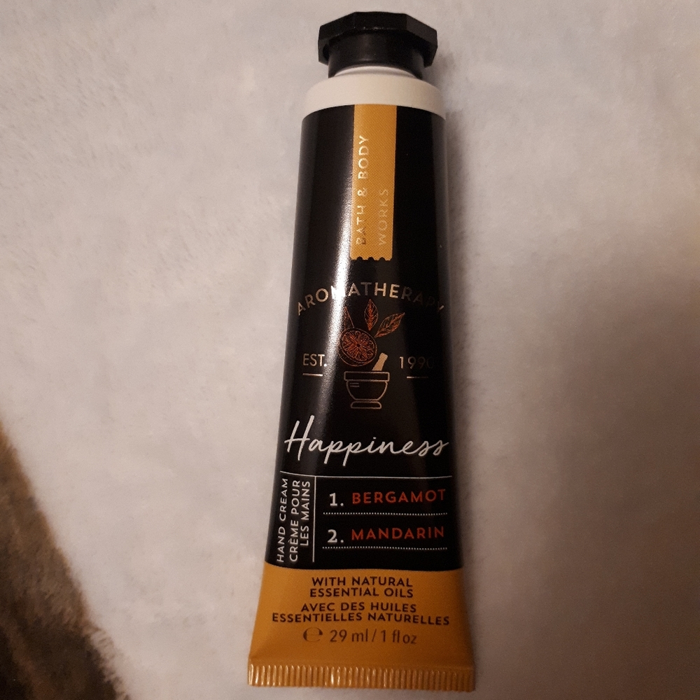 Aromatherapy hand lotion